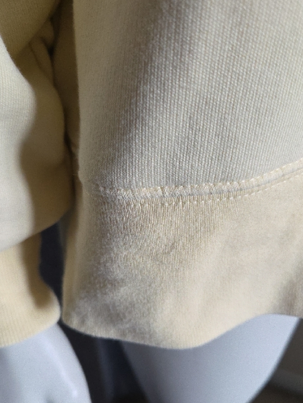 Nearly New TNA Lemon Custard Crewneck Sweatshirt - Picture 6 of 9